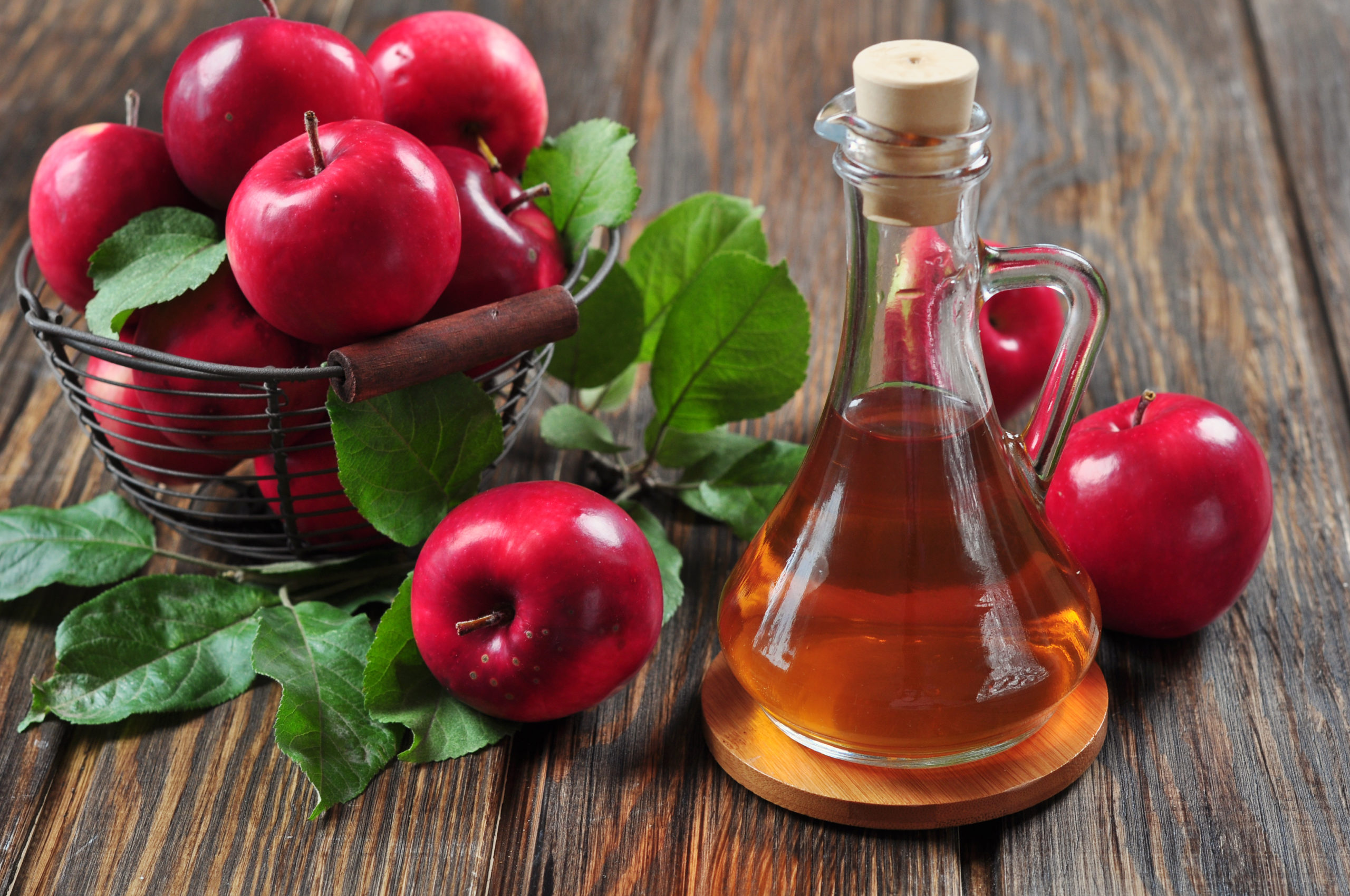 Apple Cider Vinegar's 7 Health Benefits